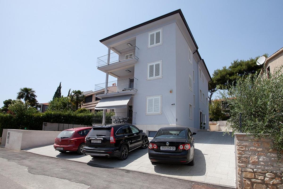 Apartments With A Parking Space Rovinj - 3393 Exterior photo